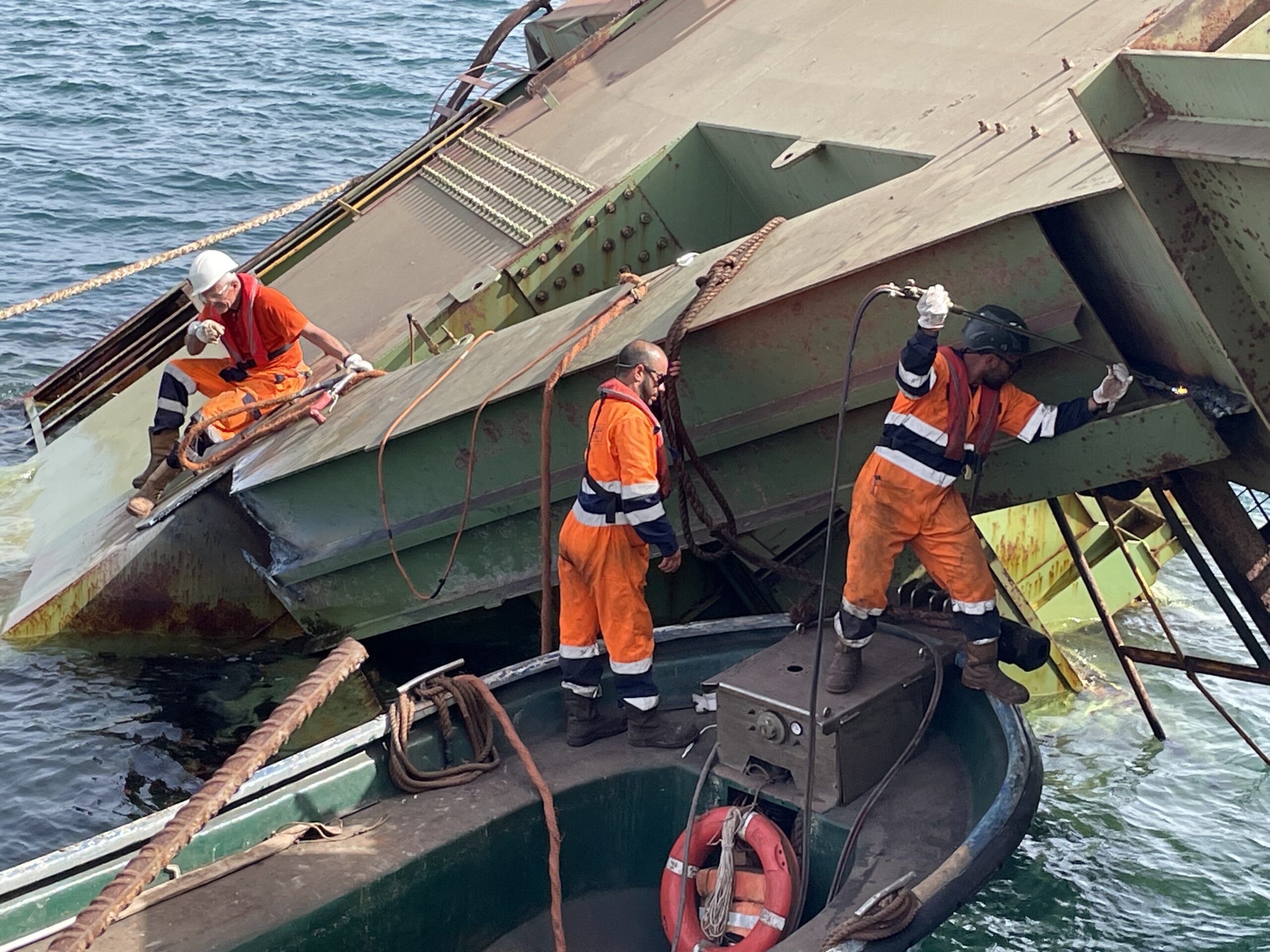 Wreck removal and underwater demolition